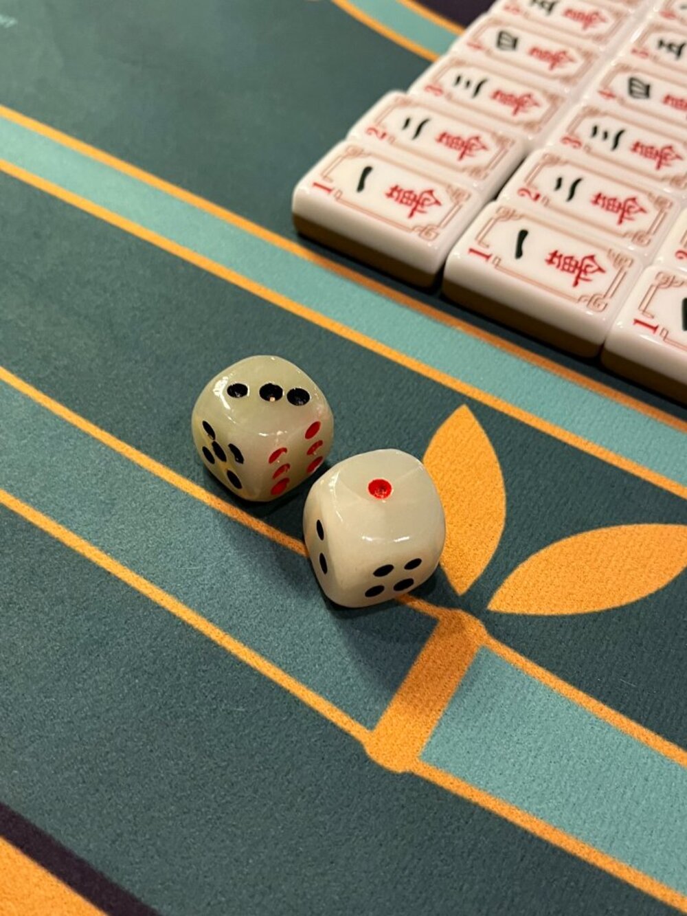 Designer Inspired American Mahjong Set - Tiles, Mat, Dice with Koi Cranes - Picture 14 of 17